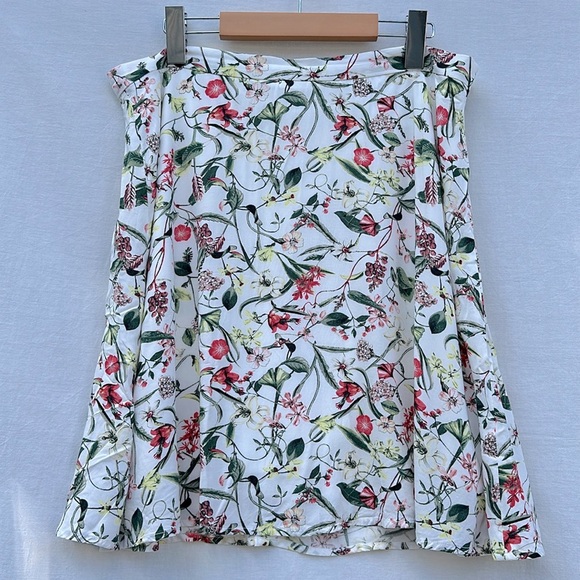 Reitmans Dresses & Skirts - Reitmans Floral Skirt